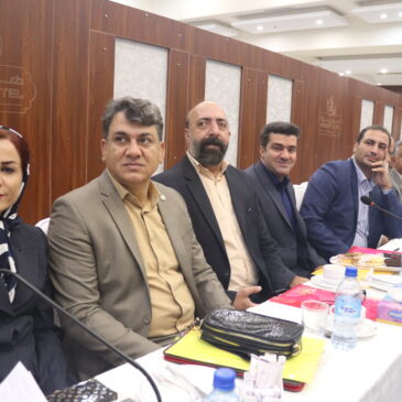 گزارش تصویری از چهل و نهمین نشست هیئت عمومی اتحادیه سراسری کانون‌های وکلای دادگستری ایران به‌صورت فوق‌العاده